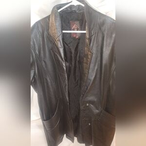 Elegant Black Leather Jacket for Women